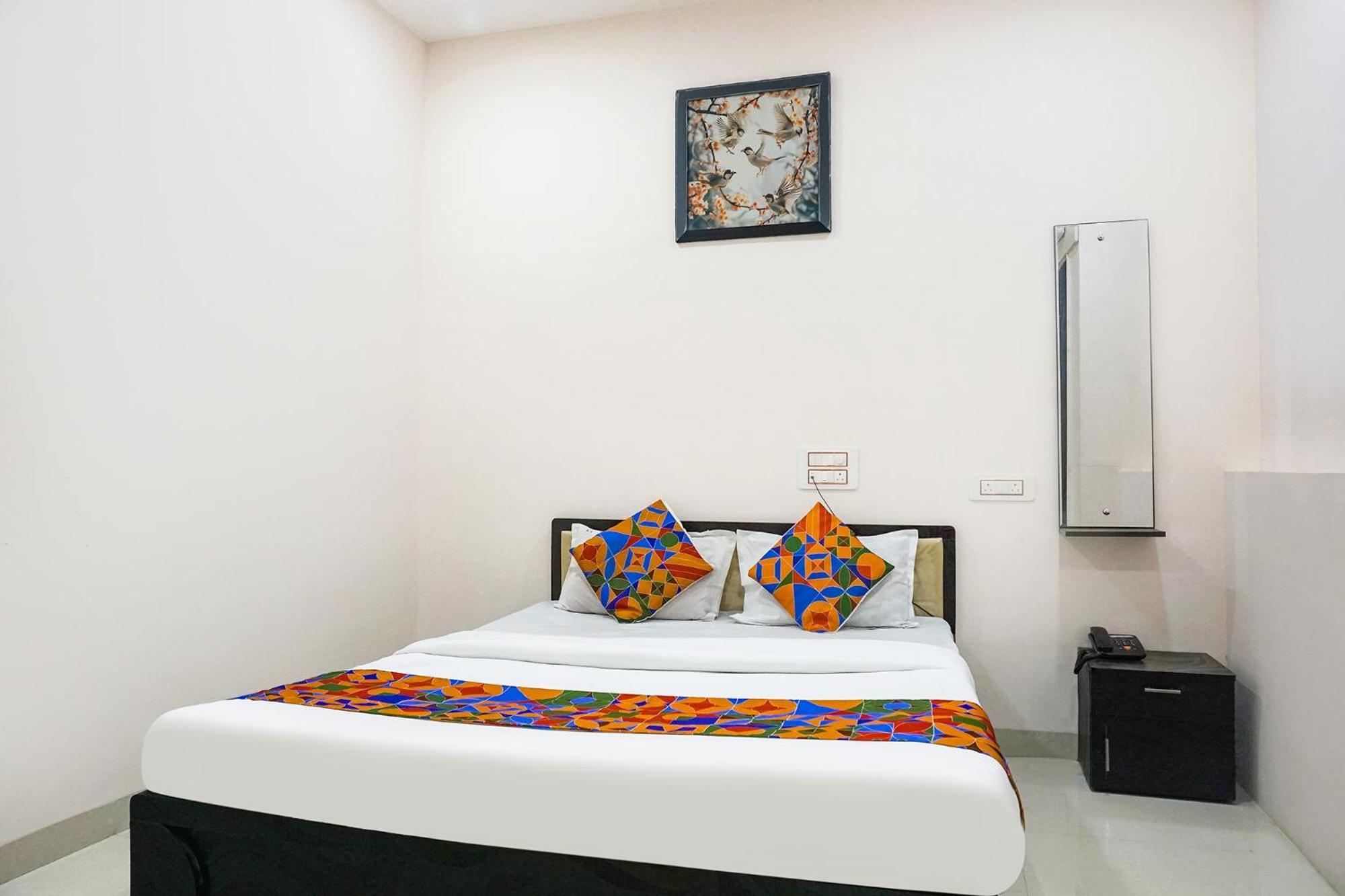 Fabhotel Rachana Residency - Nr Shivaji Nagar Metro Station Pune Exterior photo