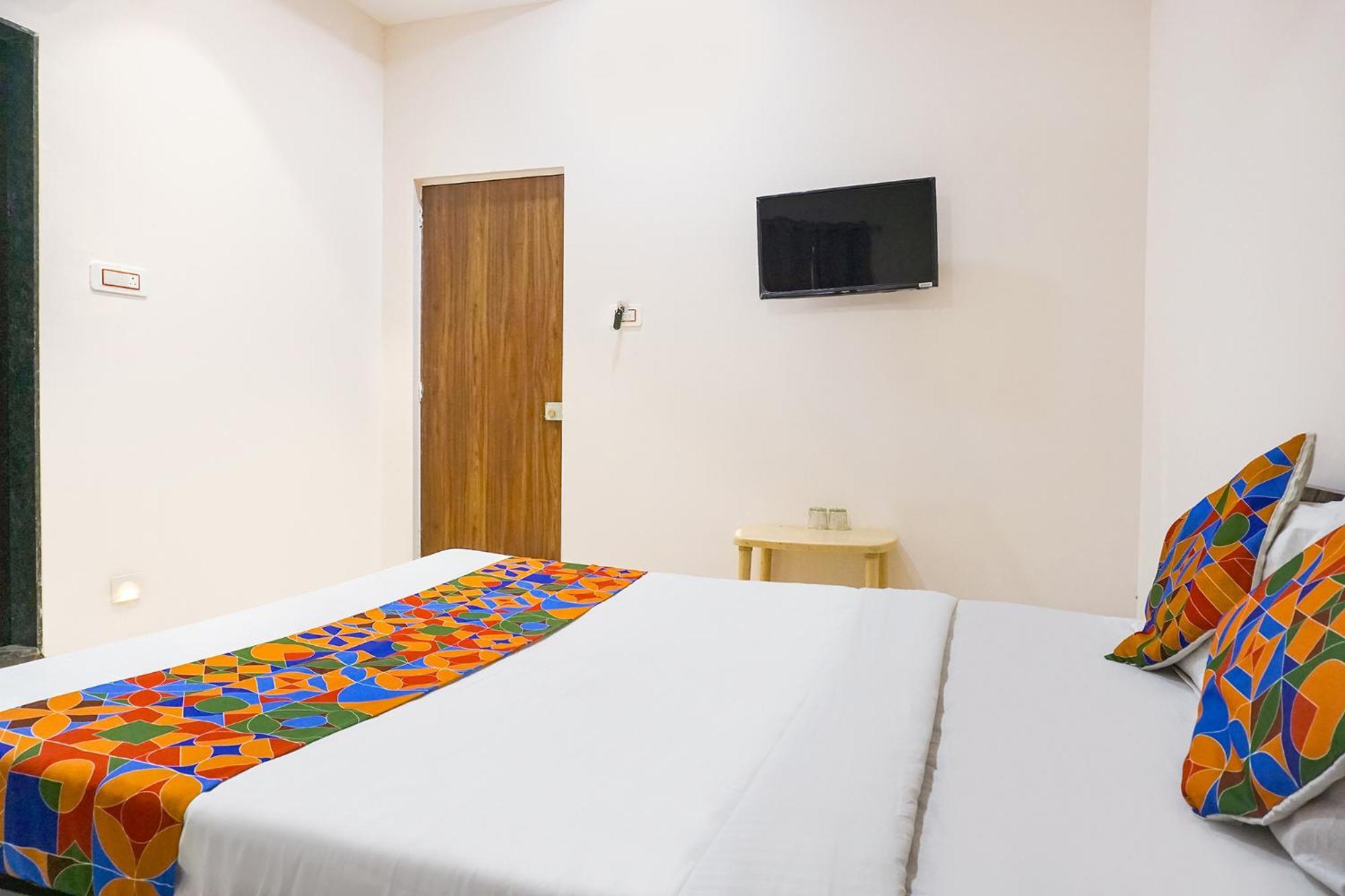 Fabhotel Rachana Residency - Nr Shivaji Nagar Metro Station Pune Exterior photo