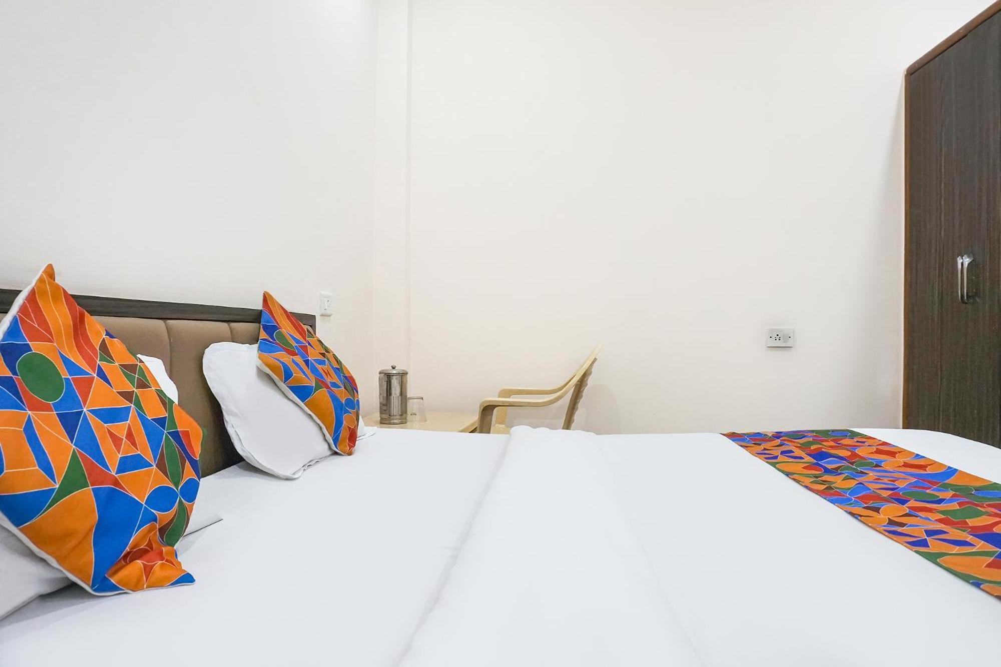 Fabhotel Rachana Residency - Nr Shivaji Nagar Metro Station Pune Exterior photo